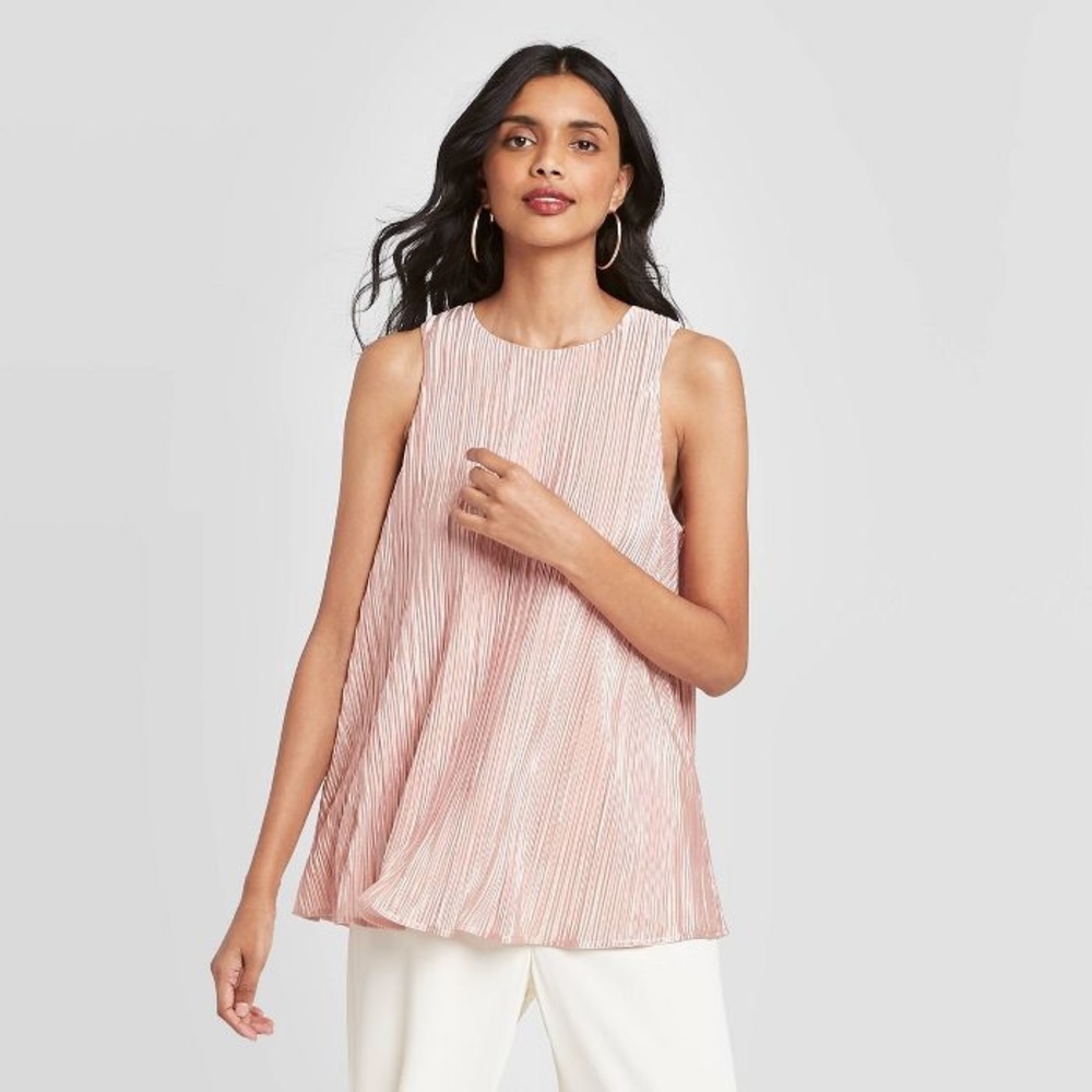 NWT Crewneck Crinkle Shine Tank Top Rose Pink